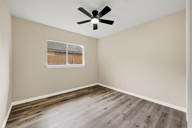 5306 Shady Gardens Drive, Humble, TX 77339