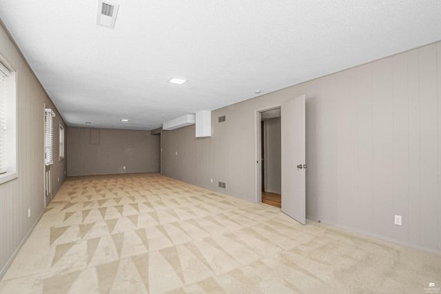 1829 Virginia Drive, Manhattan, KS 66502