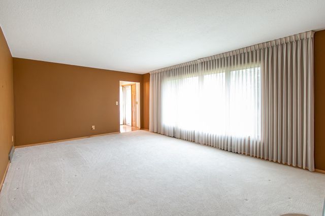 2902 3rd Street N, Fargo, ND 58102