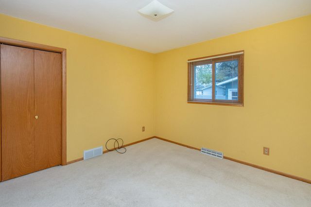 2902 3rd Street N, Fargo, ND 58102