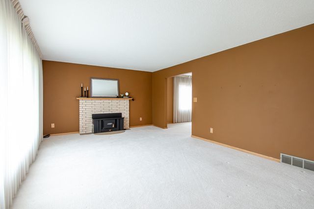 2902 3rd Street N, Fargo, ND 58102