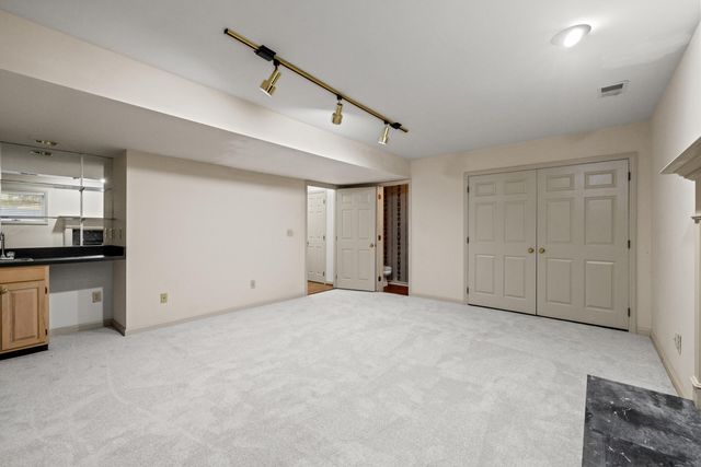 1088 Taborlake Drive, Lexington, KY 40502