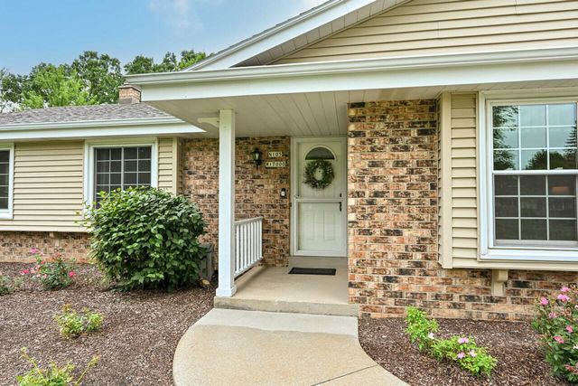 N105W17000 Old Farm ROAD, Germantown, WI 53022