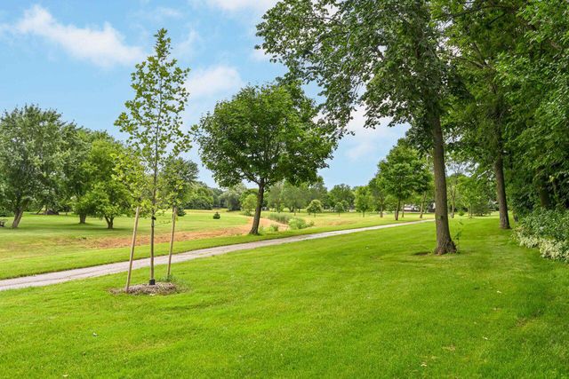 N105W17000 Old Farm ROAD, Germantown, WI 53022
