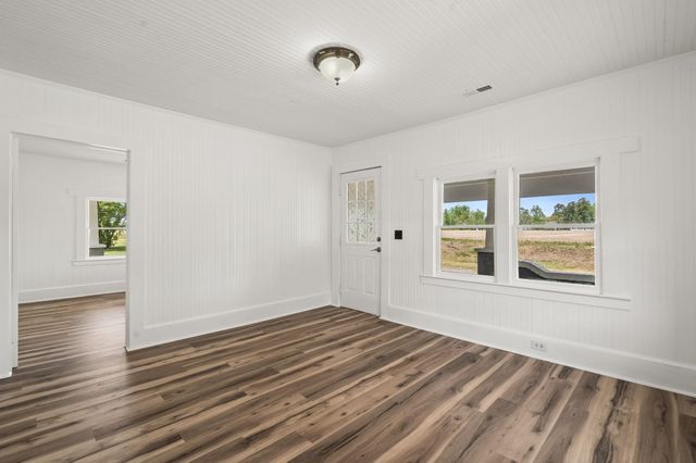 690 McNabb Short Cut Rd., Loris, SC 29569