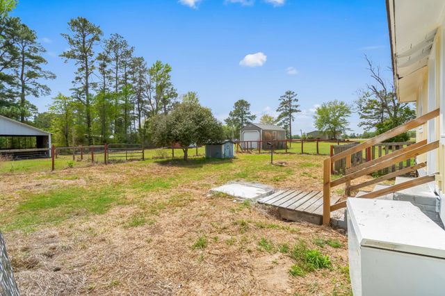 690 McNabb Short Cut Rd., Loris, SC 29569