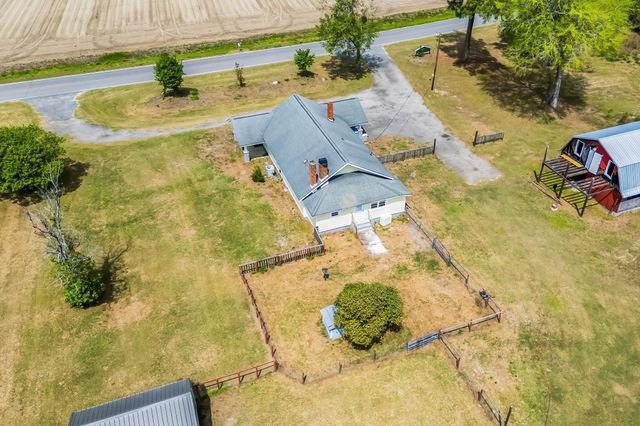 690 McNabb Short Cut Rd., Loris, SC 29569