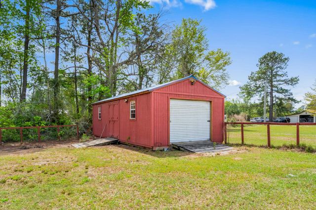 690 McNabb Short Cut Rd., Loris, SC 29569