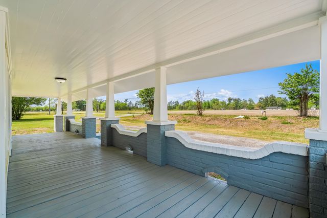 690 McNabb Short Cut Rd., Loris, SC 29569