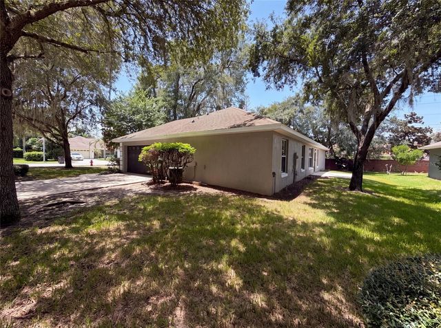 306 GARDEN OAK COURT, Apopka, FL 32703