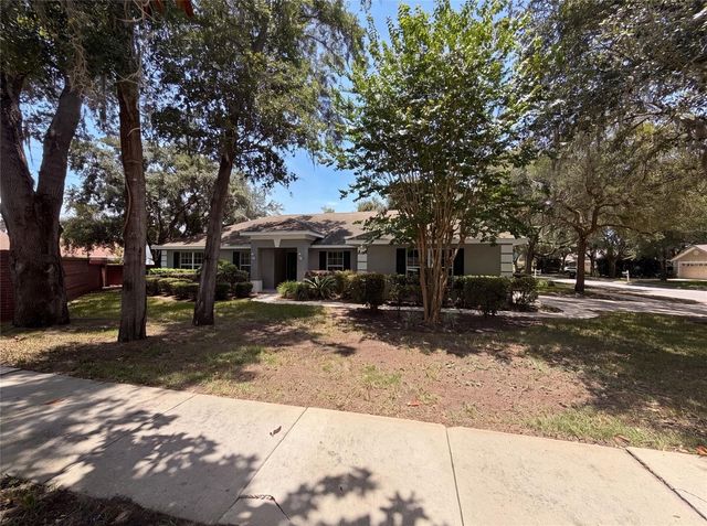 306 GARDEN OAK COURT, Apopka, FL 32703