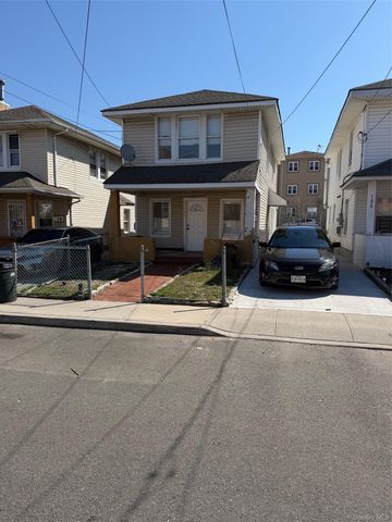190 Beach 27th Street, Far Rockaway, NY 11691