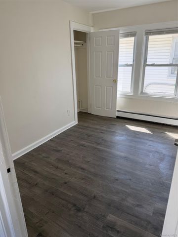 190 Beach 27th Street, Far Rockaway, NY 11691