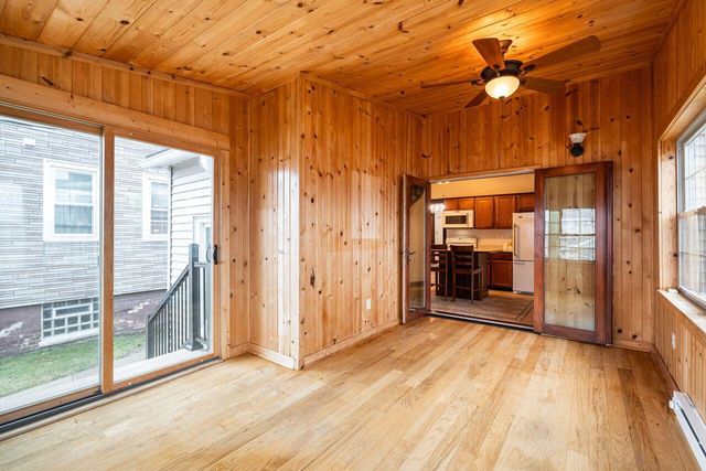 3156 S Kinnickinnic AVENUE, Milwaukee, WI 53207