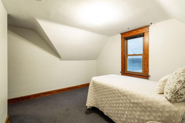 3156 S Kinnickinnic AVENUE, Milwaukee, WI 53207