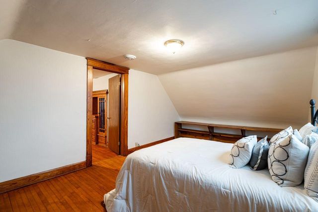 3156 S Kinnickinnic AVENUE, Milwaukee, WI 53207