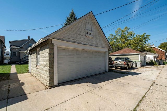 3156 S Kinnickinnic AVENUE, Milwaukee, WI 53207