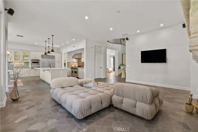 4170 Prado De Los Zorros, Calabasas, CA 91302