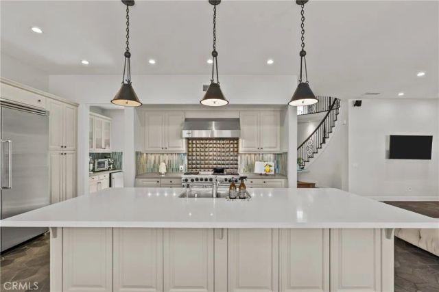 4170 Prado De Los Zorros, Calabasas, CA 91302