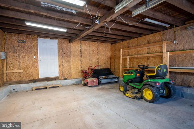 8690 ROUTE 25, Lykens, PA 17048