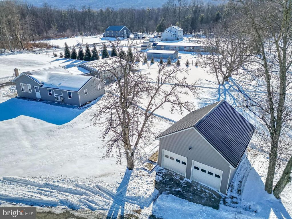 8690 ROUTE 25, Lykens, PA 17048