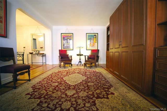 118-11 84th Avenue 503, Kew Gardens, NY 11415