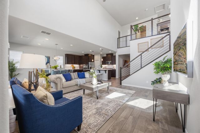 2412 Galloping Trail Ct, Rocklin, CA 95765