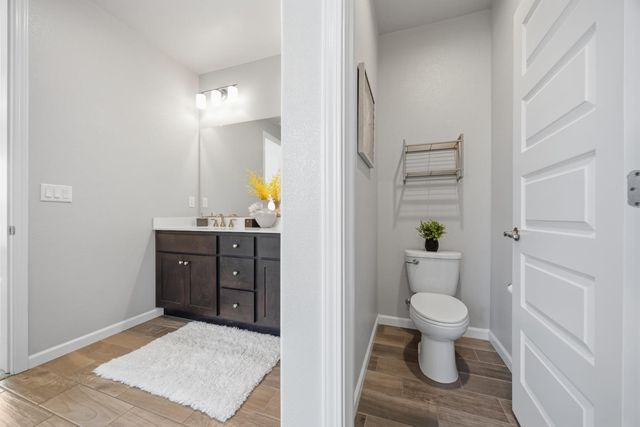 2412 Galloping Trail Ct, Rocklin, CA 95765