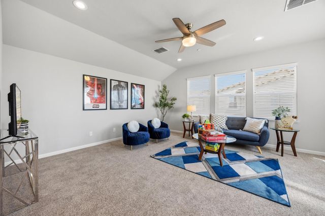 2412 Galloping Trail Ct, Rocklin, CA 95765