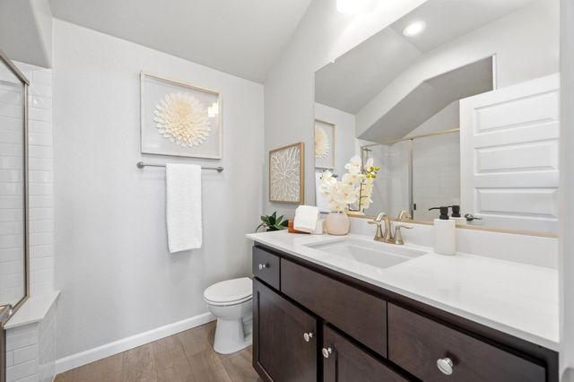 2412 Galloping Trail Ct, Rocklin, CA 95765
