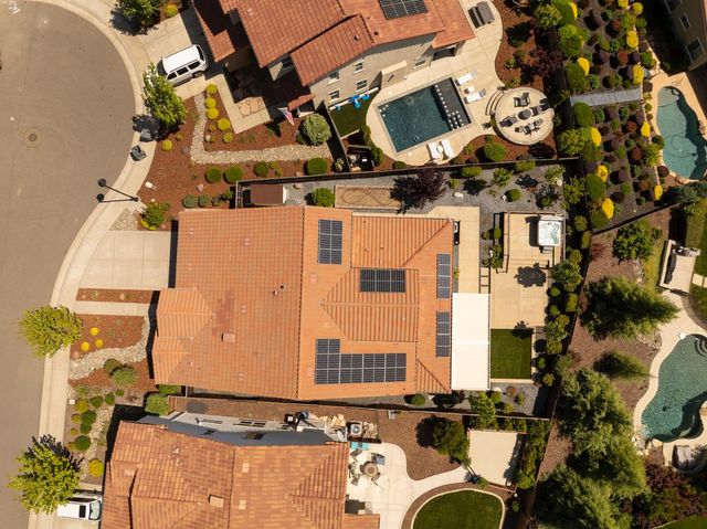 2412 Galloping Trail Ct, Rocklin, CA 95765