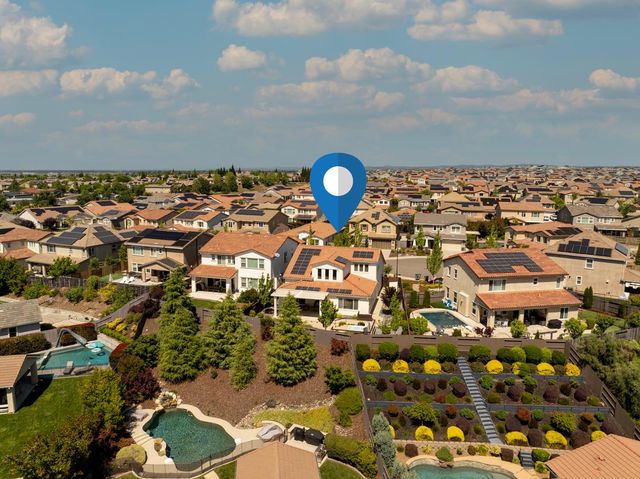 2412 Galloping Trail Ct, Rocklin, CA 95765