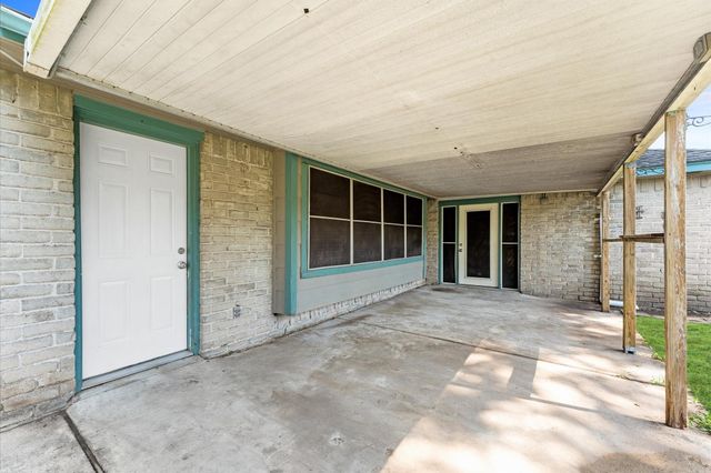 11227 Verlaine Drive, Houston, TX 77065