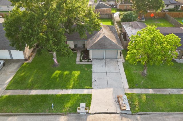 11227 Verlaine Drive, Houston, TX 77065