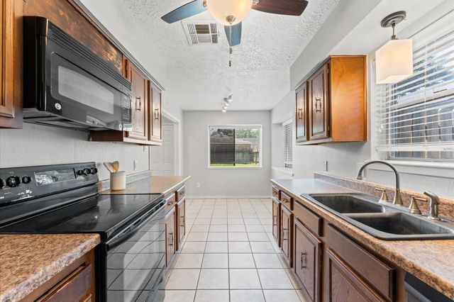 11227 Verlaine Drive, Houston, TX 77065