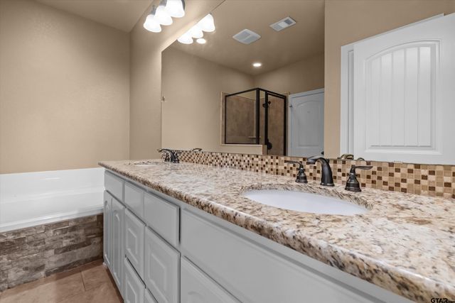 11854 Poydras, Tyler, TX 75703