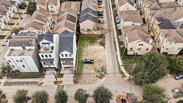 5807 Katy Street, Houston, TX 77007