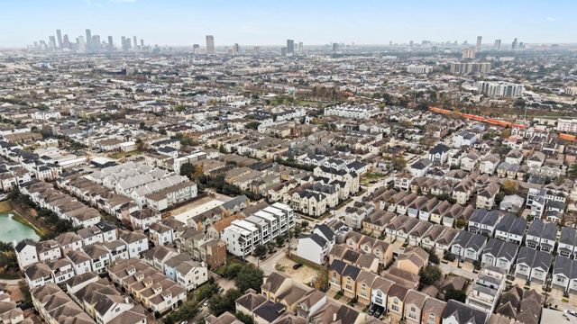 5807 Katy Street, Houston, TX 77007