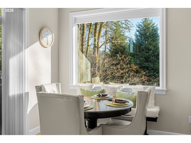 3544 Se DEER CREEK Way, Gresham, OR 97080