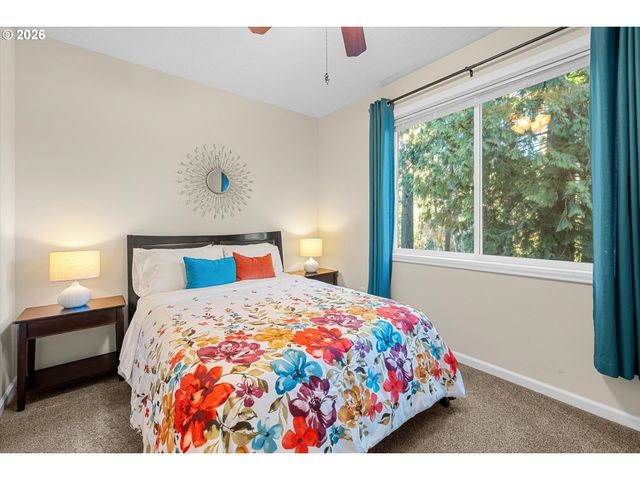 3544 Se DEER CREEK Way, Gresham, OR 97080