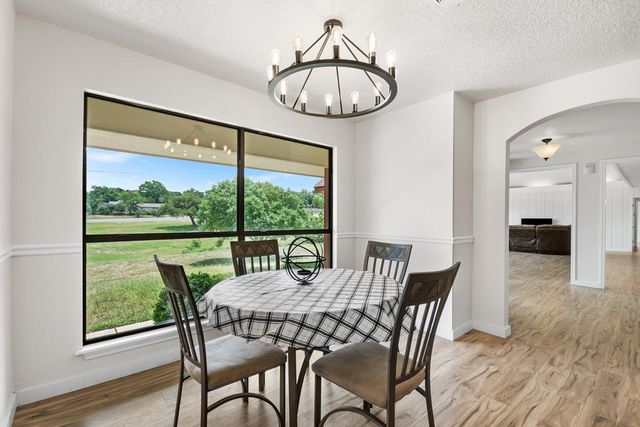 2044 Medina Hwy, Kerrville, TX 78028