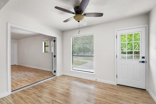 2044 Medina Hwy, Kerrville, TX 78028
