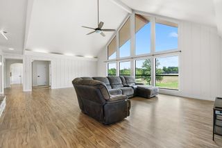 2044 Medina Hwy, Kerrville, TX 78028