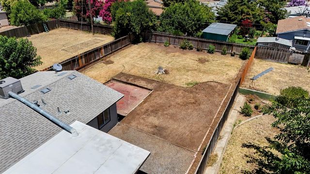 1575 Primrose Ave, Merced, CA 95340