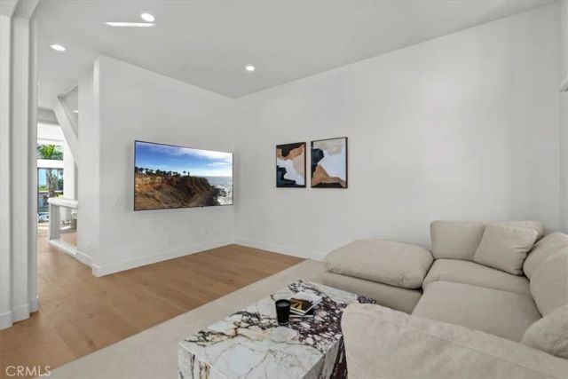 6730 Esplanade, Playa Del Rey, CA 90293