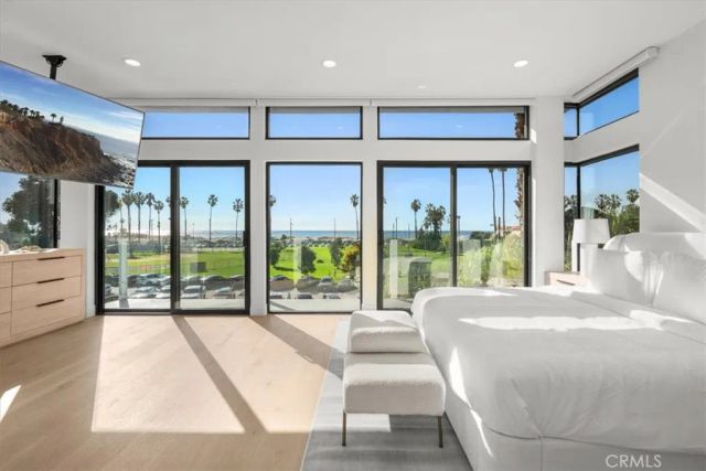 6730 Esplanade, Playa Del Rey, CA 90293