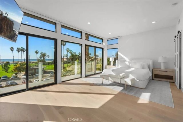 6730 Esplanade, Playa Del Rey, CA 90293