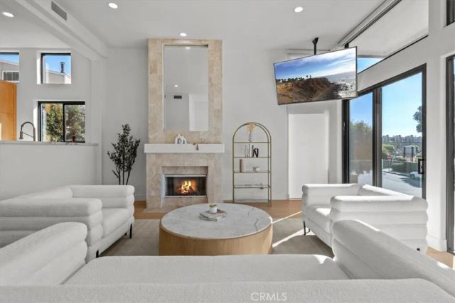 6730 Esplanade, Playa Del Rey, CA 90293