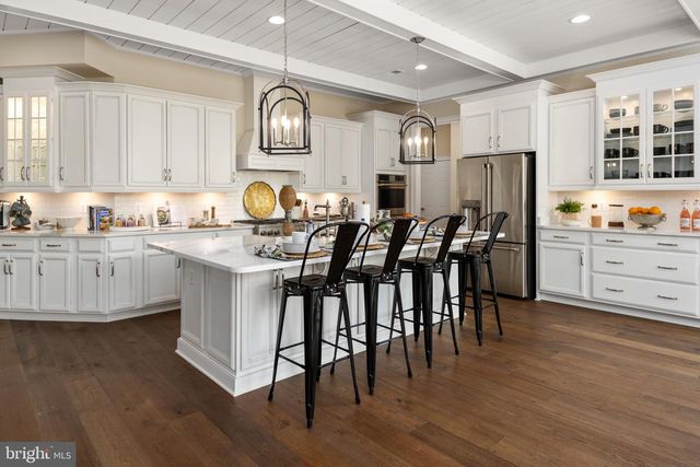 36660 HESKETT LN, Hillsboro, VA 20132