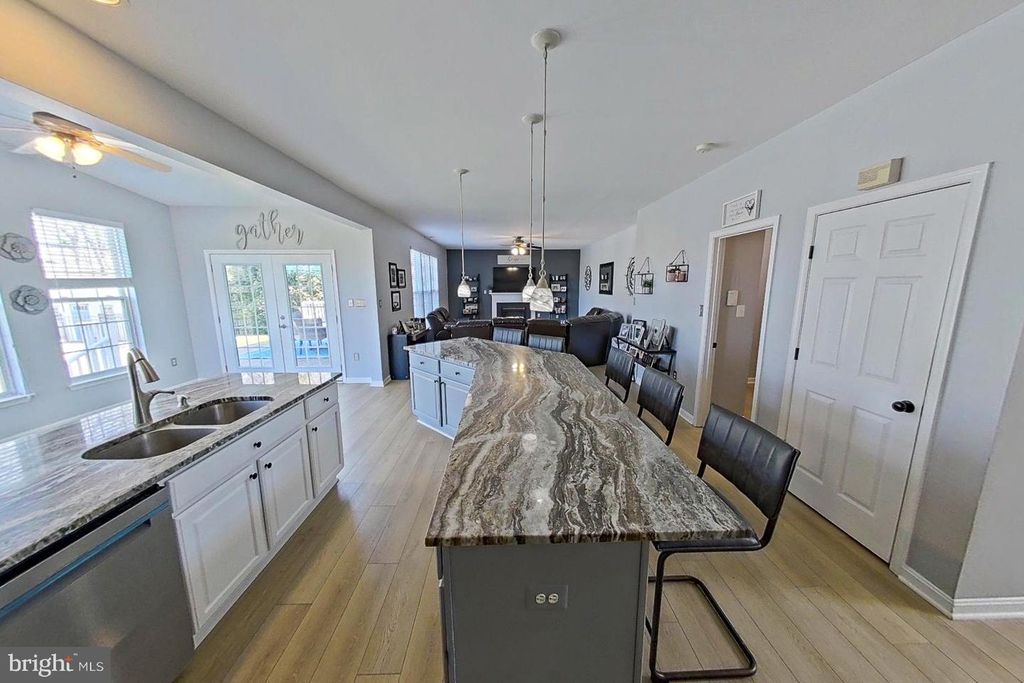 Image 11 of property listing at 809 BROOKRIDGE DR, Boonsboro, MD 21713